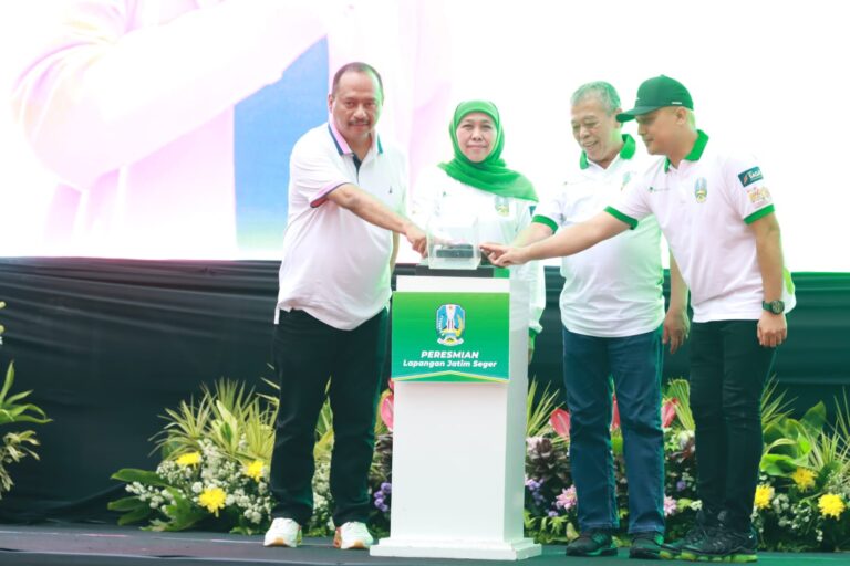 Gubernur Khofifah Launching Lapangan Jatim Seger