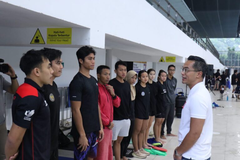 Ketum PB PRSI, Anindya Bakrie Tinjau Seleknas Renang SEA Games 2023
