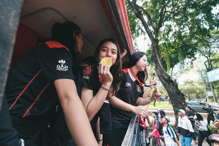 Kapten Timnas Basket Putri Henny Sutjiono: Pertama Kali Diarak, Terima Kasih Atas Apresiasinya