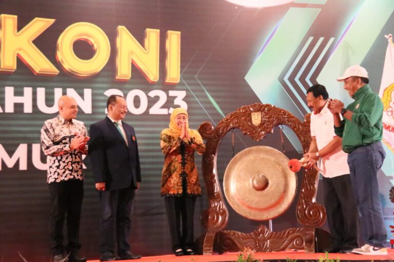 Buka Rakerprov KONI Jatim, Khofifah Harap Prestasi Atlet Jatim Meningkat