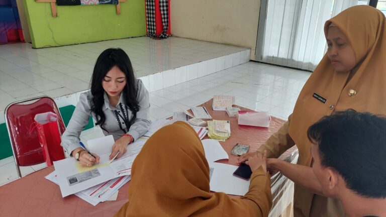 Dinas Sosial Bersama Bank Jatim Beri Bimbingan Literasi Keuangan bagi Disablitas Netra