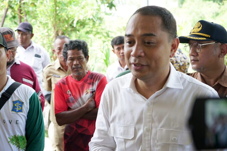 Warga Kandangan Puji Wali Kota Eri Atas Penanggulangan Banjir Kiriman