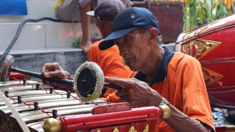 Bupati Mojokerto Imbau Warganya Jaga Kekompakan dan Terus Berkarya