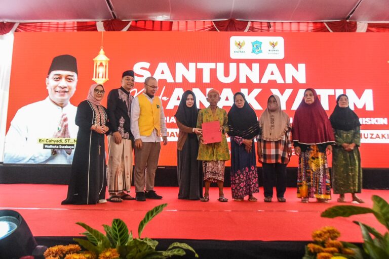 Kolaborasi Baznas, Pemkot Surabaya dan Muzakki: Berbagi Kebahagiaan di Bulan Ramadan