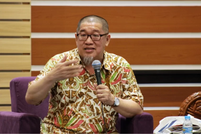 Guru Besar Unair Tanggapi Turunnya Angka Pernikahan di Indonesia