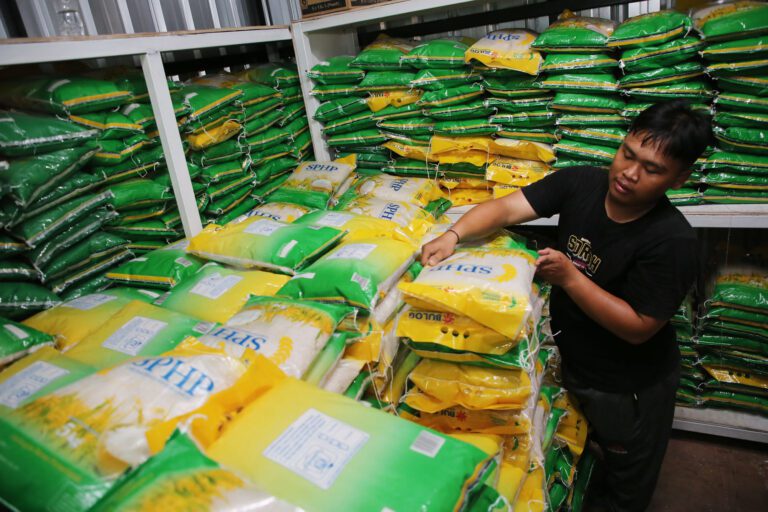 Stabilkan Harga Kebutuhan Pokok, Pemkot Surabaya Segera Buka Pasar Murah di 31 Kecamatan Pekan Depan