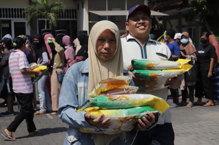 Pemkot Surabaya Geber Pasar Murah Ramadan Setiap Pekan, Sediakan Bahan Pokok dengan Harga Terjangkau