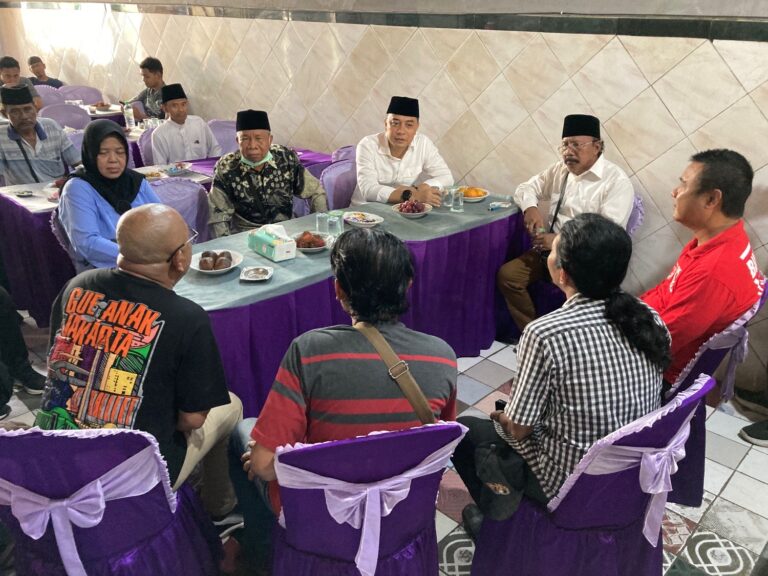 Wali Kota Eri Cahyadi Libatkan Tokoh Masyarakat dalam Penataan PKL di Kawasan Wisata Religi Sunan Ampel