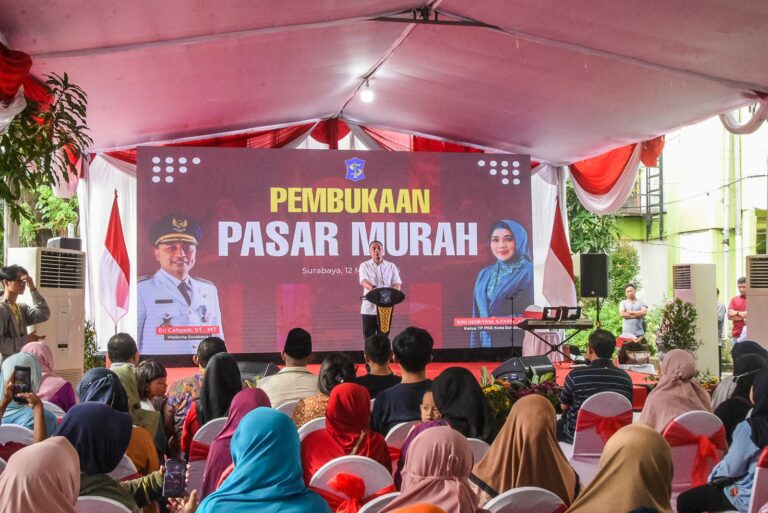 Dari Beras hingga Telur, Pasar Murah Surabaya Tawarkan Harga Terjangkau