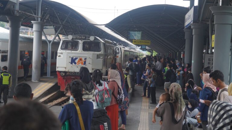 Sebanyak 20.914 Pelanggan Gunakan Angkutan Kereta Libur Hari Raya Nyepi