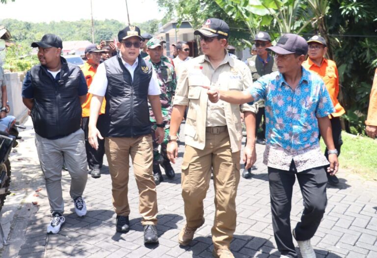 Pemprov Jatim Pastikan Bantuan Logistik dan Trauma Healing Korban Gempa Bawean Terpenuhi