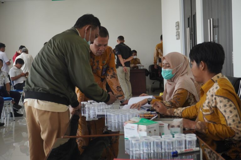 BKD Jatim Bersama BNN Gelar Tes Narkoba Bagi Pegawai Non ASN