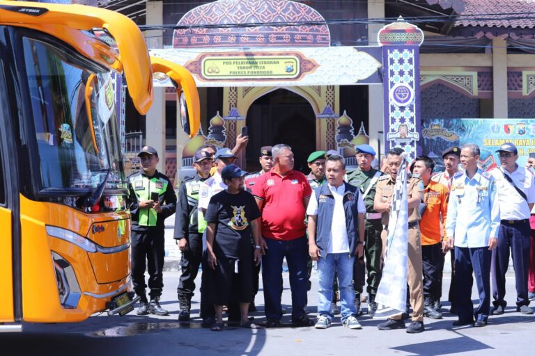 Pemkab Ponorogo Fasilitasi Bus Gratis untuk Pemudik Balik ke Jakarta dan Bekasi
