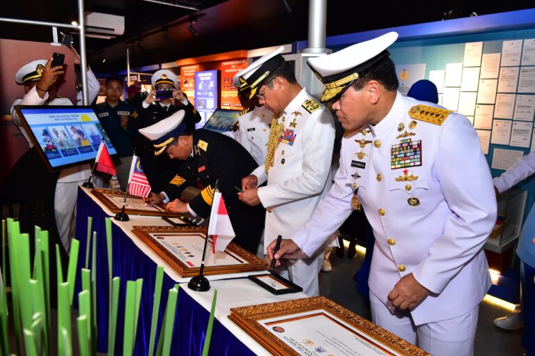 Empat Kasal Negara Sahabat Hadiri Peringatan Gugurnya Prajuri KRI Nanggala-402