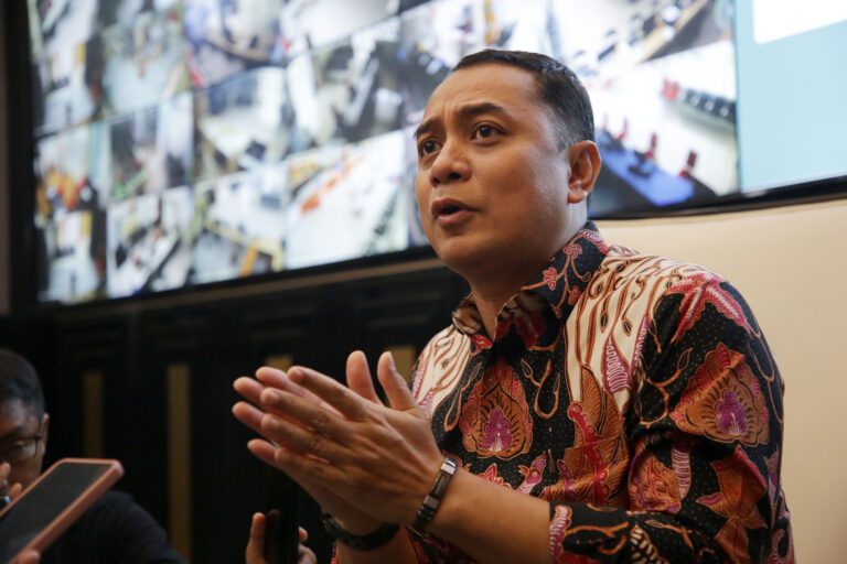Peringatan Hari Otoda 2024: Komitmen Wali Kota Eri Terhadap Penanganan Stunting Berbuah Penghargaan dari Presiden RI