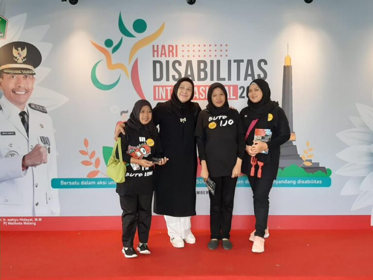 Mike Ragnar Malaikat Kecil Bagi Penyandang Disabilitas