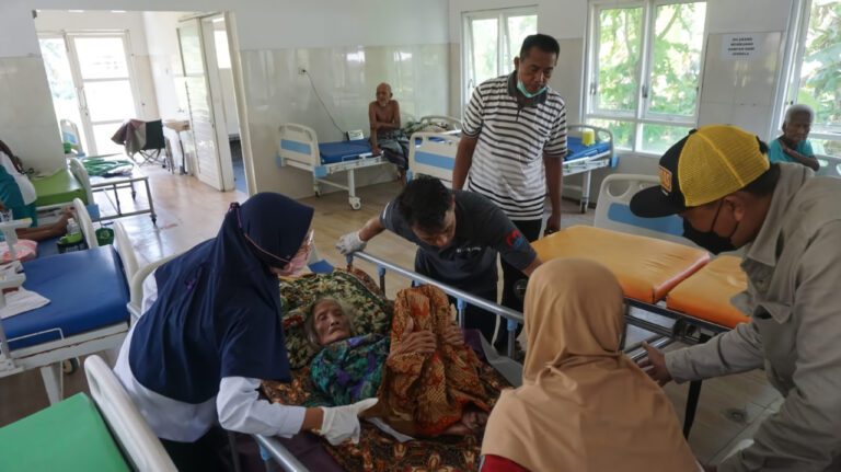 Dinsos Jatim Bantu Tangani Lansia dan ODGJ di UPTD Liponsos Jember
