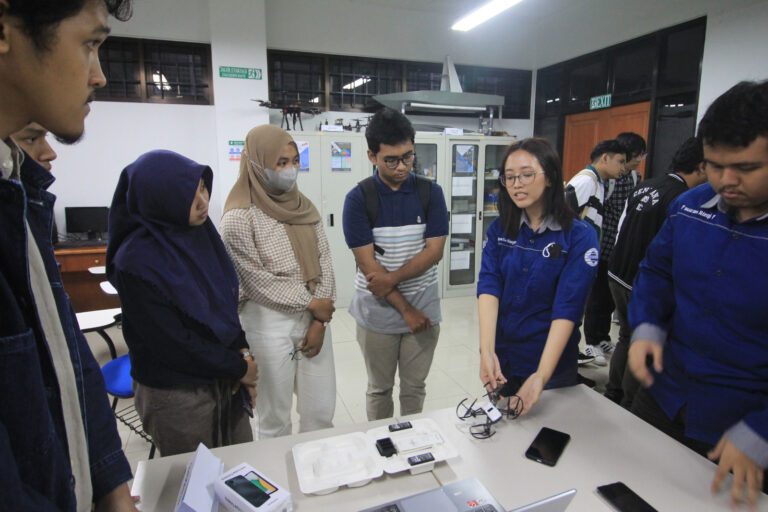 Usia 19 Tahun, Giselle Jadi Wisudawan Termuda ITS