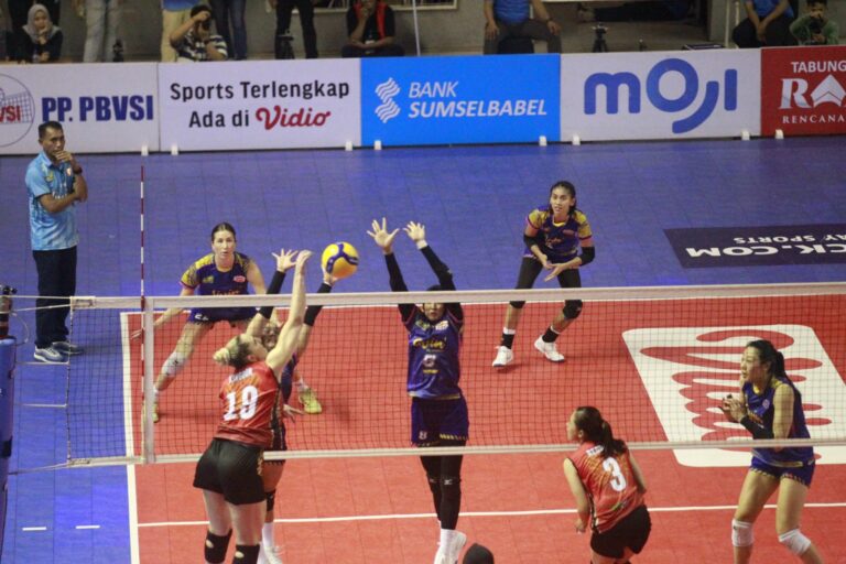 Pecinta Voli Jatim Serbu Tiket PLN Mobile Proliga 2024