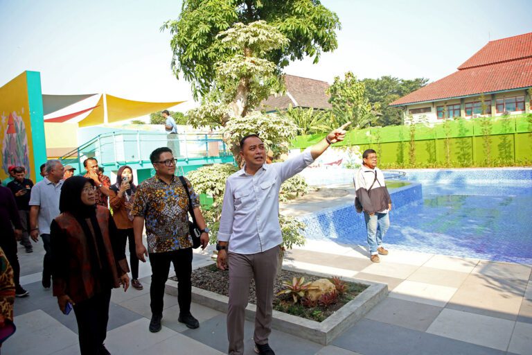 Pemkot Surabaya Resmikan Kolam Renang dan Wisata Bozem Jambangan Juni 2024