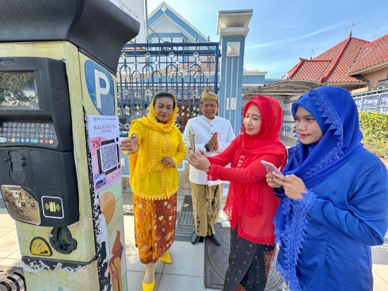Tarif Parkir hingga Naik Suroboyo Bus dan Feeder Wira Wiri Cukup Bayar Rp731 di Hari Jadi Kota Surabaya