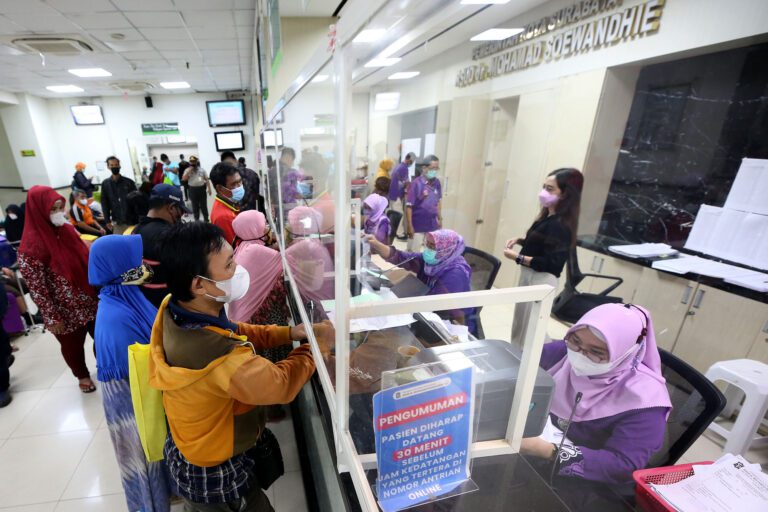 Pemkot Gelontorkan Dana Lebih dari Rp500 M Per Tahun untuk Warga KTP Surabaya Agar Bisa Berobat Gratis