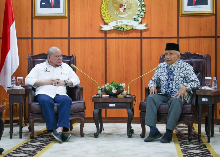 Hadiri Undangan DPD RI, Amien Rais Dukung Amandemen Ulang Konstitusi