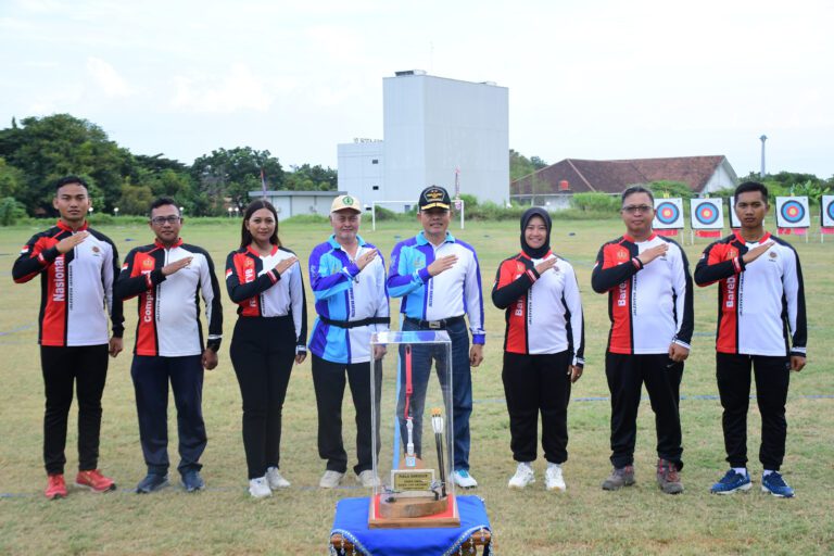 Komandan Puspenerbal Tutup Archery Championship Kasal Cup 2024
