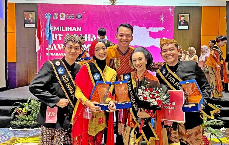 Universitas Negeri Malang Raih Empat Trophy Duta Bahasa Jawa Timur 2024