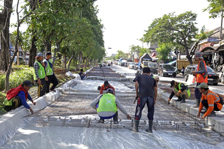 Betonisasi Segmen 7-8 Dupak Rukun Capai 22 persen, Pemkot Surabaya Targetkan Selesai Agustus 2024