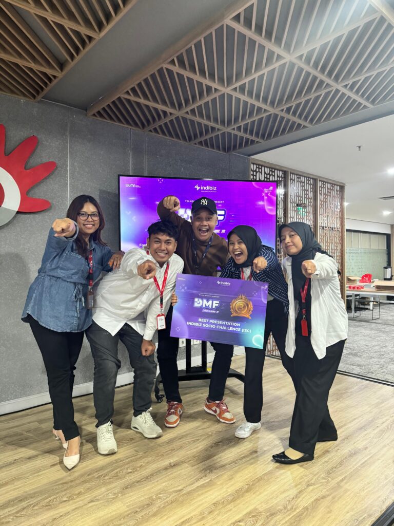 Raih Kategori Best Presentation, Ini Cerita Satriyani Saat Magang di Telkom