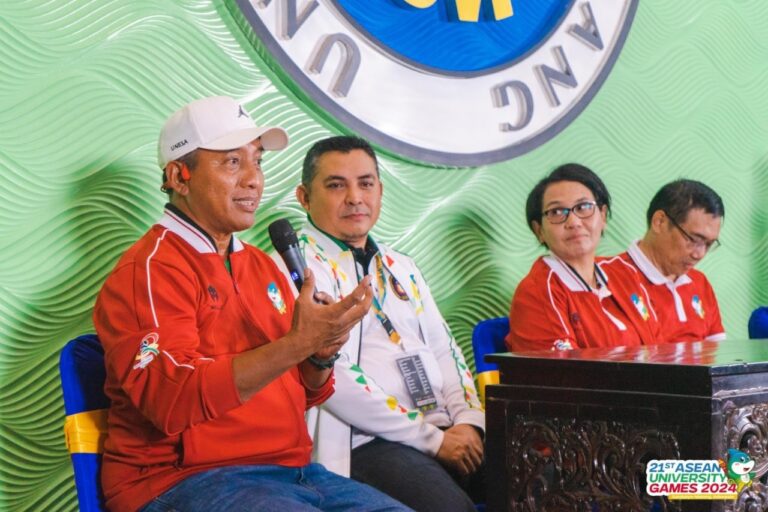 Atlet UNESA Sumbang Medali Terbanyak untuk Kontingen Indonesia pada AUG XXI 2024