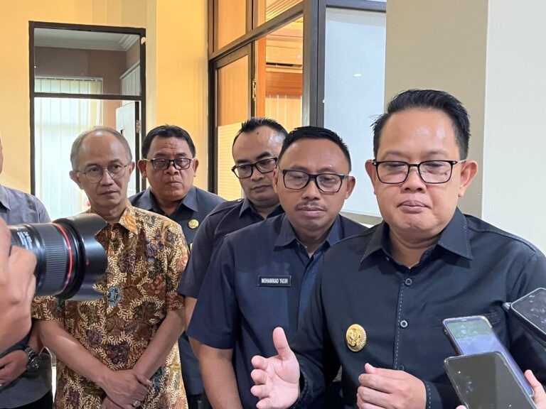 Pemprov Jatim Apresiasi Kajian DBHCHT oleh Kadin dan Unmuh Malang