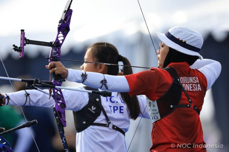 Urutan Ke-7 Di Kualifikasi, Team Recurve Putri Lolos ke 32 Besar