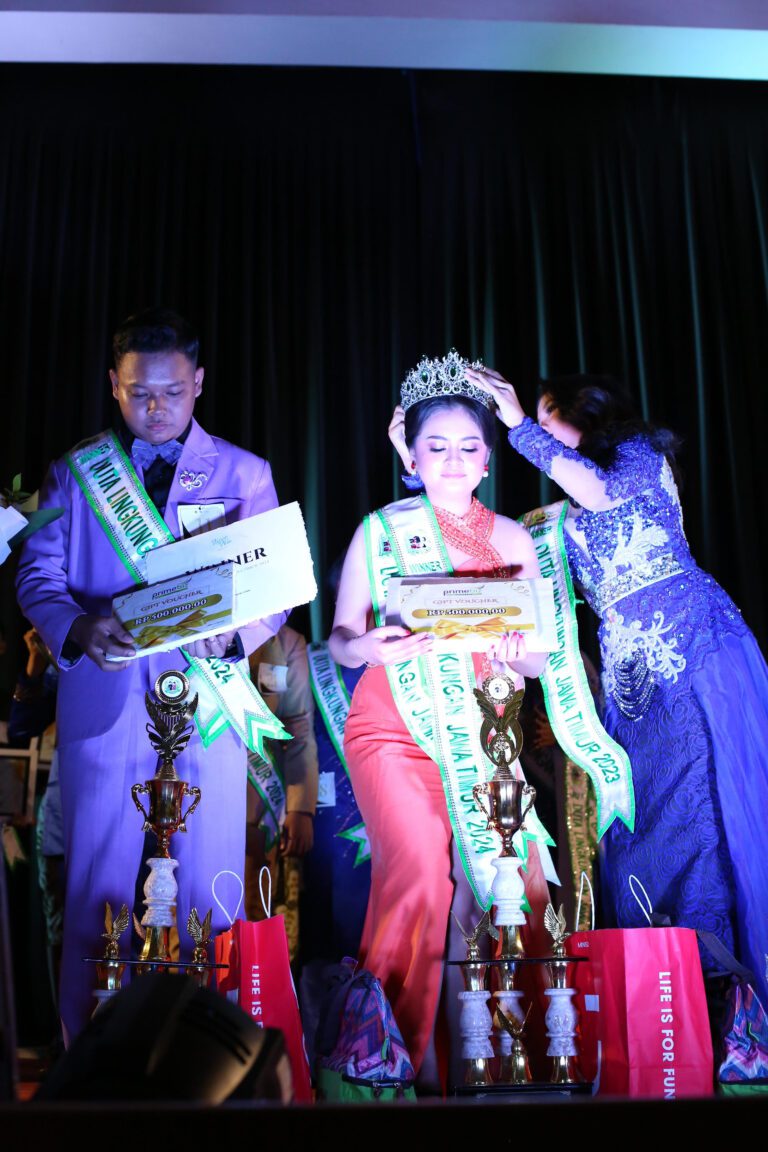 Mahasiswa UNAIR Dinobatkan sebagai Duta Lingkungan Jawa Timur 2024