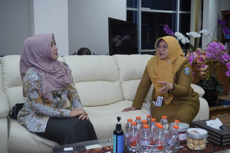 Kadis Kominfo Jatim Ajak Diskusi Anggota DPD RI Terpilih Terkait Blank Spot hingga Judol