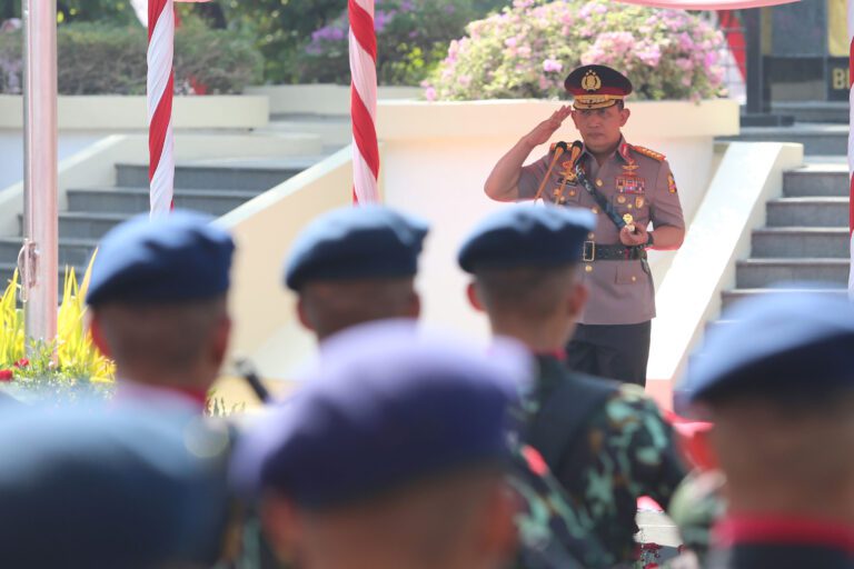 Kota Surabaya Jadi Tuan Rumah Upacara Hari Juang Polri, Wali Kota Eri Tegaskan Sejarah Kepahlawanan
