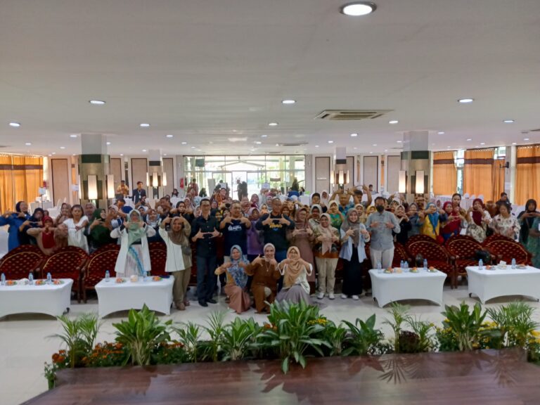 Dukung UMKM Naik Kelas, Pemkot Dampingi Proses Sertifikasi Halal lewat ‘Surabaya Halal Festival 2024’