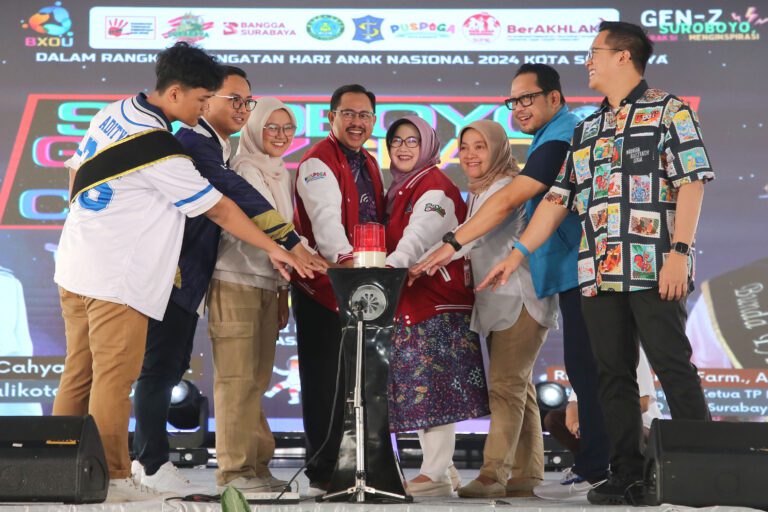 Sebanyak 1.700 Gen Z, Ramaikan Suroboyo GENiuZ Space and Competition di Balai Pemuda