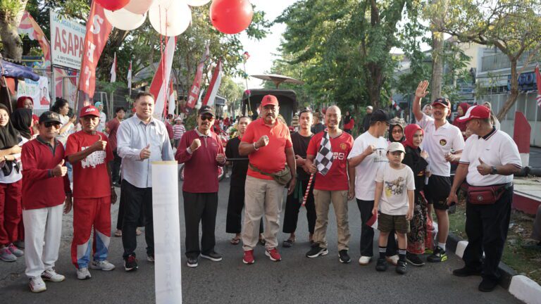 Festival Karnaval Etnik Nusantara dan Jalan Sehat RW 06 Wisma Tengger Kandangan Benowo