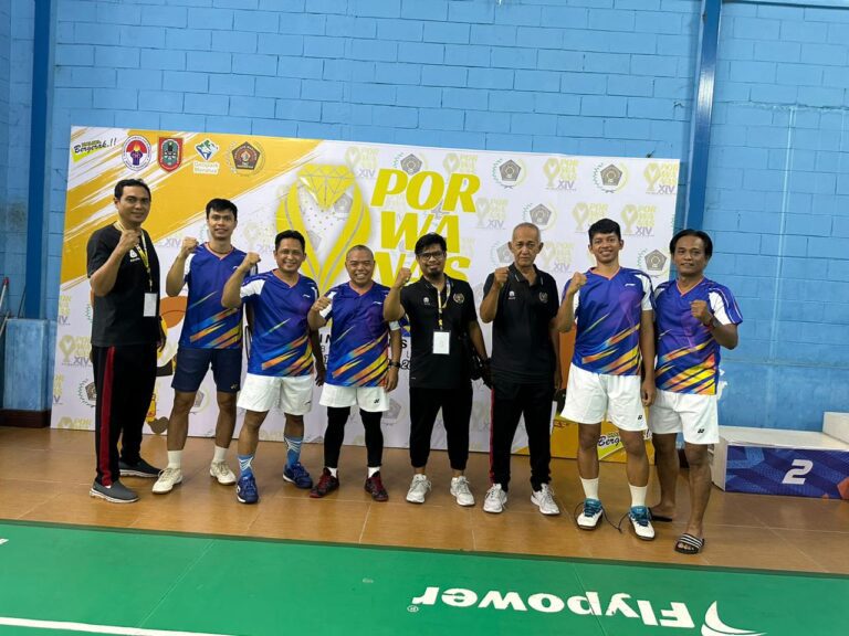 Bulutangkis PWI Jatim Melaju ke Semifinal Porwanas XIV Kalsel
