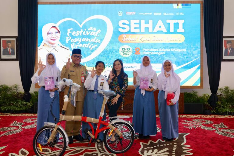 Artis Tasya Kamila Apresiasi Posyandu Remaja Ala Banyuwangi