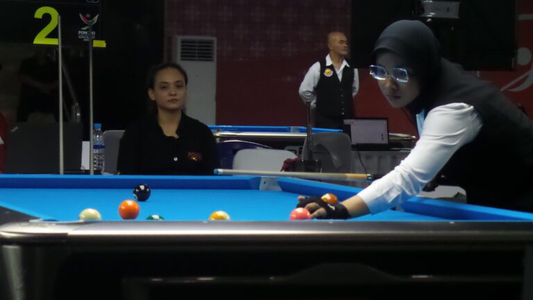 Pembiliar Putri Jatim 2 Atlet Biliar  Melaju ke Semifinal
