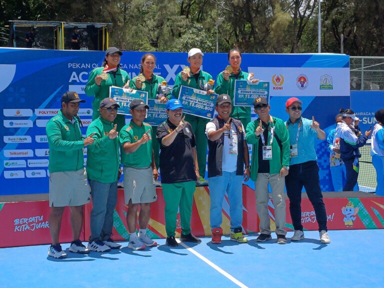 PON XXI 2024 : Tenis Lapangan Jatim Beregu Putra-Putri Raih Medali Emas
