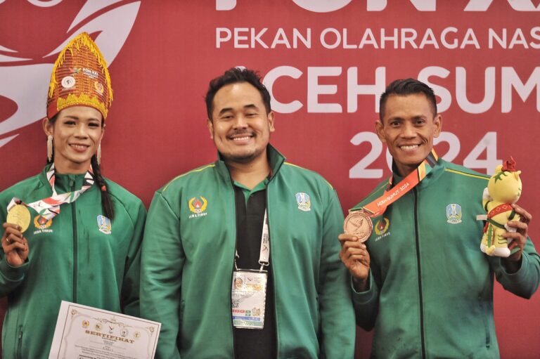 Jatim Rajai Ekshibisi Binaraga Putri di PON XXI 2024