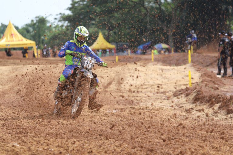PON XXI 2024 : Tim Grass Track Jatim Sumbang 2 Medali Emas