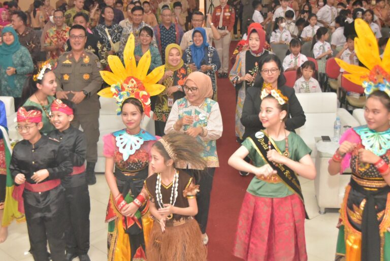 Melalui Satpol PP Goes To School, Pemkot Surabaya Cegah Bullying di Kalangan Pelajar