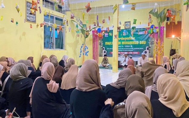 Pemprov Jatim dan UPT PPSAA Situbondo Rayakan Maulid Nabi dengan Beragam Kegiatan