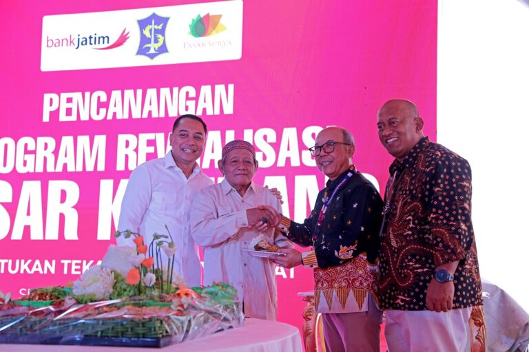Revitalisasi Pasar Kembang Dimulai, Wali Kota Eri Cahyadi Targetkan Selesai Akhir 2024