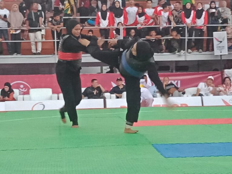 PON XXI 2024,Pencak Silat, Sarah Tria Monita Sumbang Medali Emas